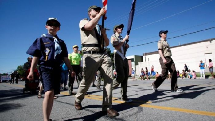 Members of the Boys Scouts of America march in a gay pride parade in Salt Lake City, Utah, June 2, 2013.