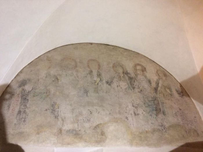 Painting of apostles uncovered in chapel of Wartburg Castle in Germany. Peter is second from right, holding key.