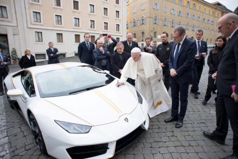 Pope Francis, Lamborghini
