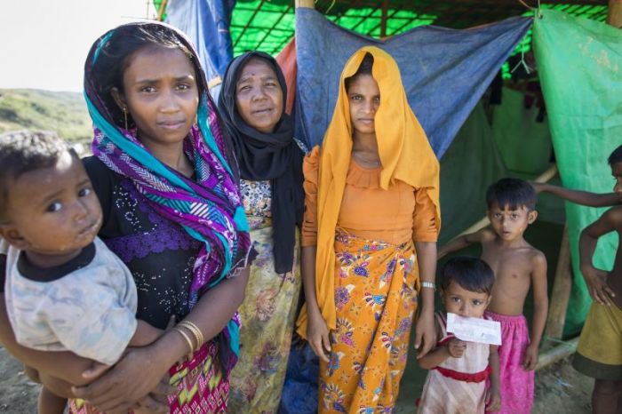 Samaritan's Purse relief work helping Rohingya refugees in Bangladesh in 2017.
