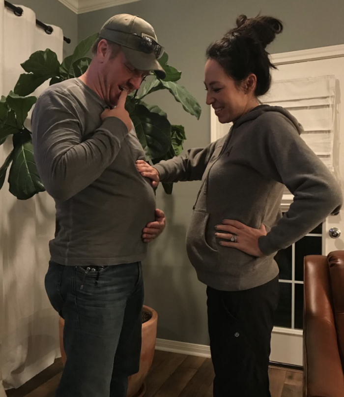 Chip and Joanna Gaines expecting baby No. 5, Jan 2018.