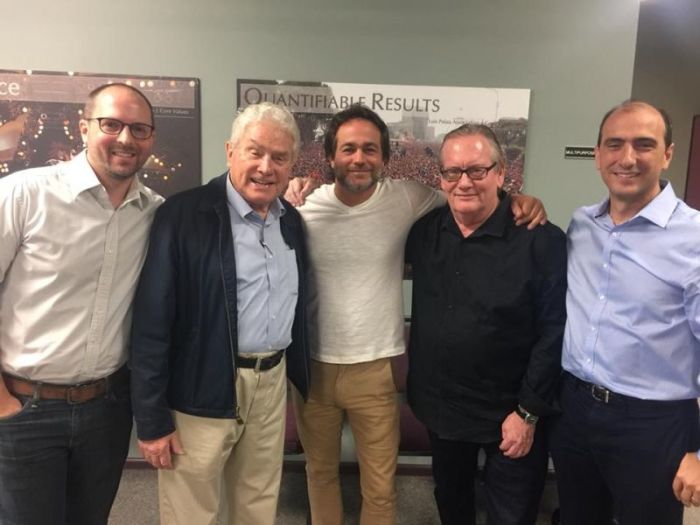 Luis Palau, Gaston Pauls and movie production staff during a meeting in Portland, November 14, 2017. ·
