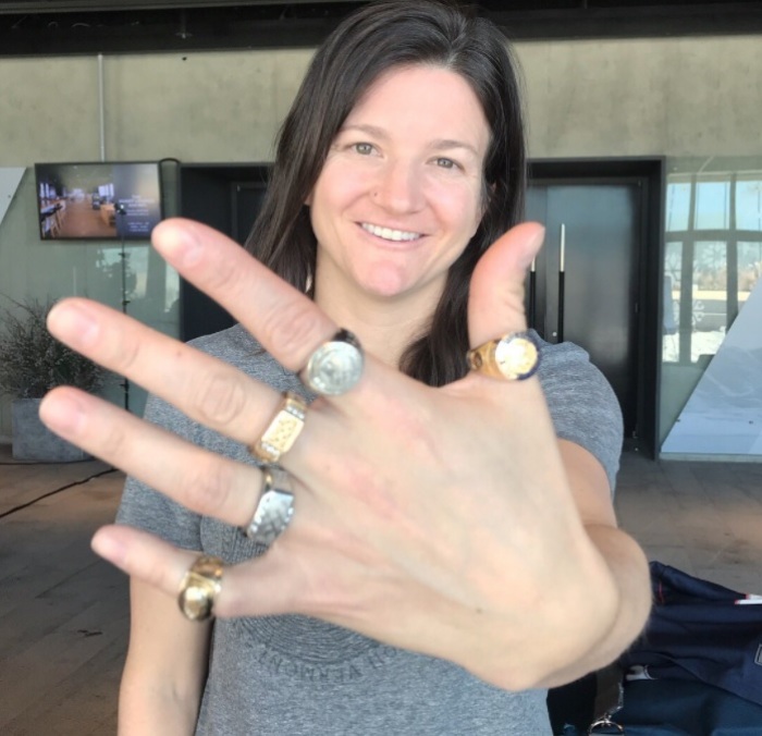 2018 Winter Olympics competitor Kelly Clark displaying her commemorative rings on Twitter.