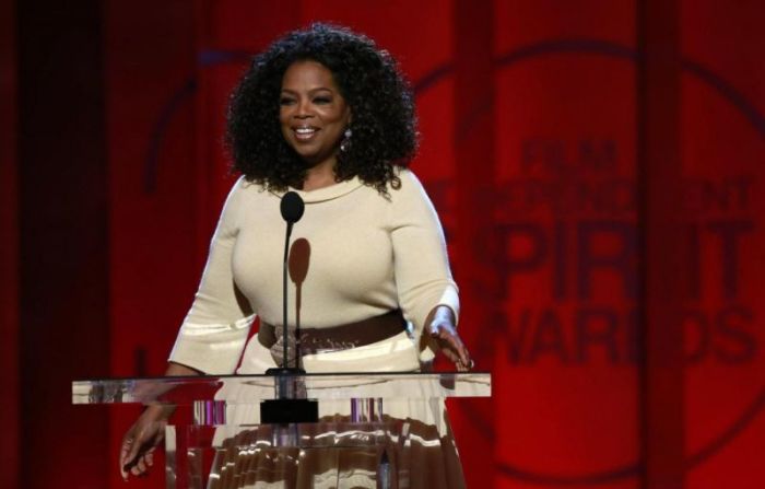 Entertainer and producer Oprah Winfrey arrives to introduce a clip from her Best Feature nominated film 'Selma' at the 2015 Film Independent Spirit Awards in Santa Monica, California February 21, 2015.