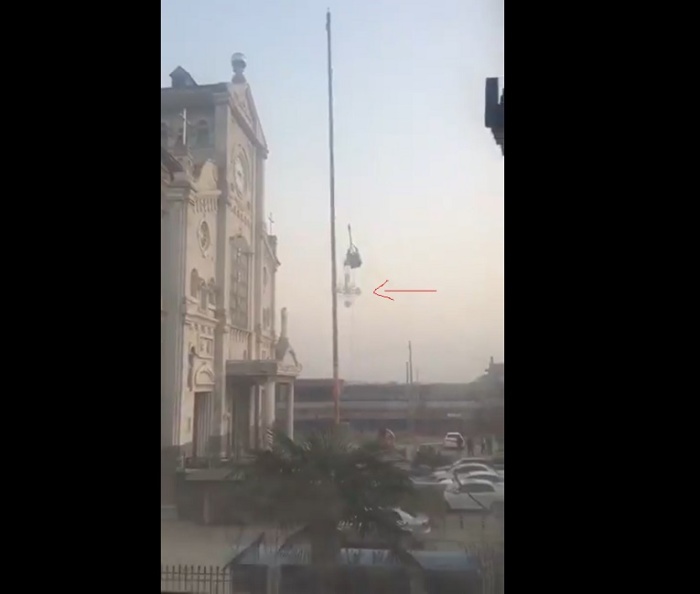 Twitter video shared by Father Francis Liu of the cross removal at Shangqiu Catholic Church South Cathedral in Henan Province on March 9, 2018.