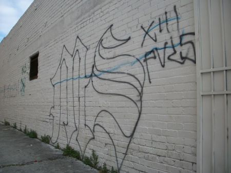 MS-13 gang graffiti