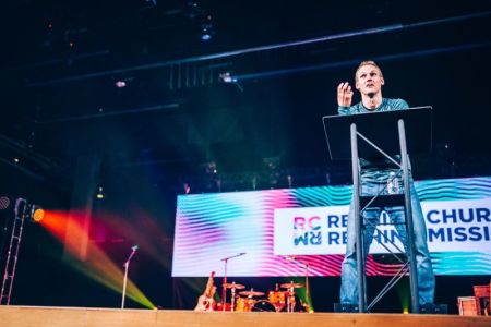 David Platt speaks at the "Rethink Church/Rethink Mission" event at McLean Bible Church in Vienna, Va., on Oct. 12.