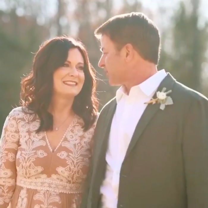 Lysa Terkeurst and her husband, Art, renew their vows one year after announcing they would be divorcing.