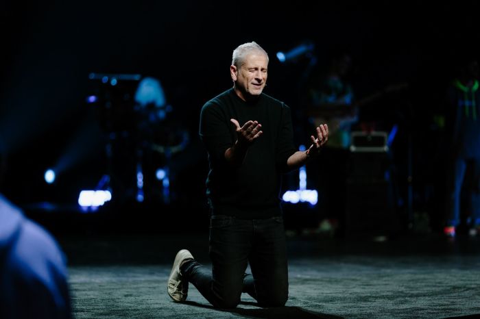 Louie Giglio speaks at Passion 2019 in Dallas on January 2, 2019. 
