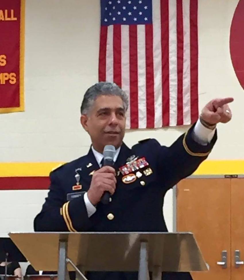 Dr. Omar L. Hamada is a heavily decorated veteran, Major of the United States Army Special Forces (Airborne), an accomplished physician and business executive in both civilian and military healthcare markets living in Tennessee.