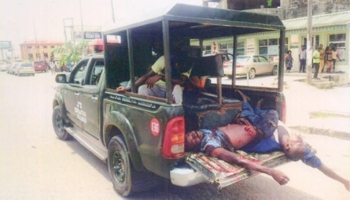 A Nigerian military truck conveying bodies of unarmed pro-Biafra campaigners killed by soldiers and police on May 30, 2016 in Nkpor and Onitsha, Nigeria.