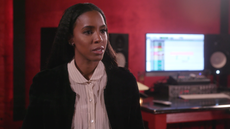 Kelly Rowland speaks on "Now with Natalie," 2019.