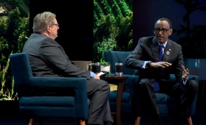Pastor Rick Warren (L) interviews Rwanda President Paul Kagame at Saddleback Church in Lake Forest, California on April 14, 2019. 
