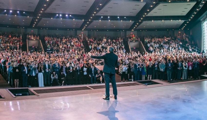 Jentezen Franklin, senior pastor of the multi-campus Free Chapel Church in Gainesville, Ga., addresses more than 4,000 people at the "Life Is Beautiful" conference on April 13, 209.