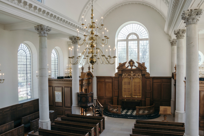 The Church of St. Mary the Virgin, Aldermanbury is one of the old churches you can visit without leaving the United States. 