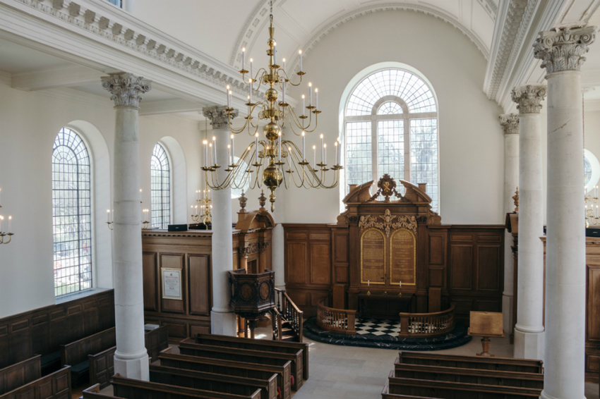The Church of St. Mary the Virgin, Aldermanbury is one of the old churches you can visit without leaving the United States.