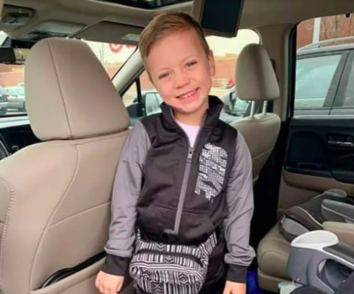 5-year-old Landen Hoffman sustained severe head trauma and multiple broken bones in his arms and legs after being thrown from the third floor of the Mall of America in Minnesota by Emmanuel Deshawn Aranda, 25. 