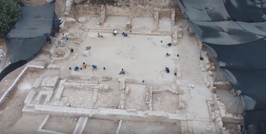 Arutz Sheva TV reports the discovery of a 1,500-year-old Byzantine Church at Ramat Beit Shemesh near Jerusalem, Israel.