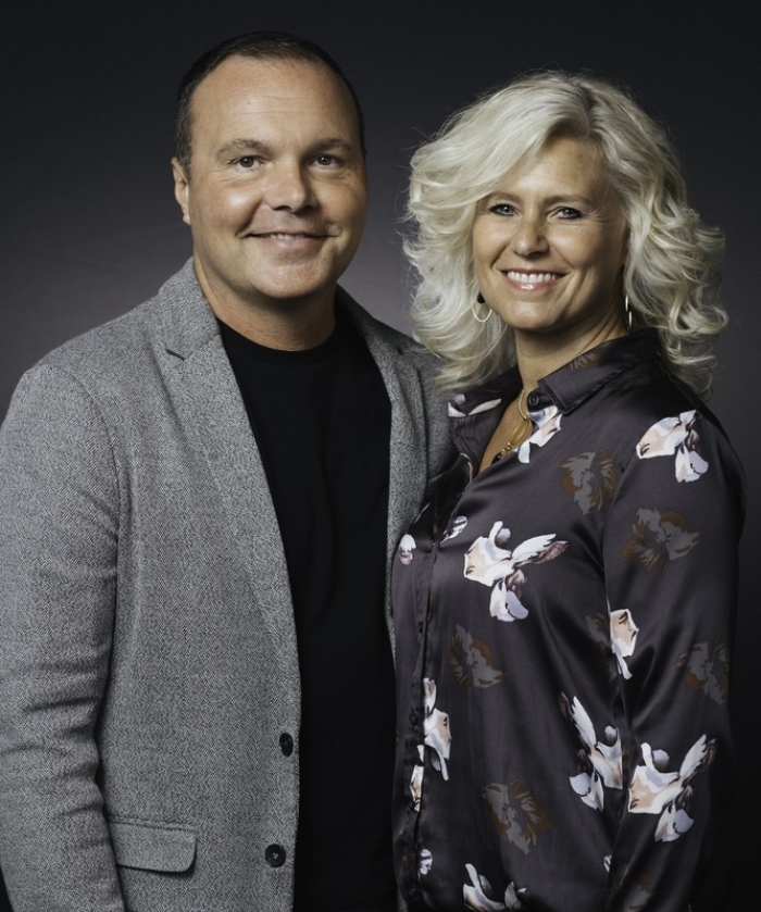 Mark and Grace Driscoll have penned their second book together, “Win Your War: Fight in the Realm You Don’t See for Freedom in the One You Do.” 