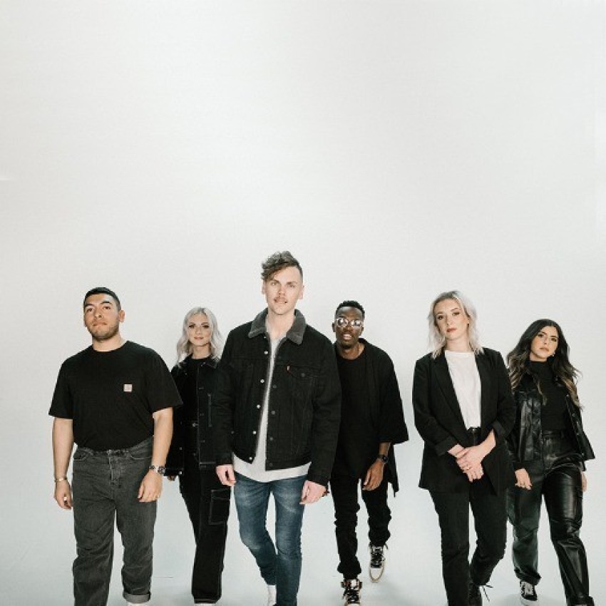Grammy-nominated Elevation Worship released their 11th career project with "Graves into Gardens," on May 1, 2020. 