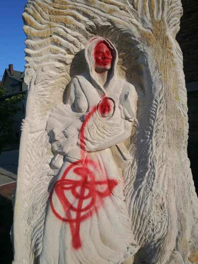 The Statue of Lucy Higgs Nichols defaced by vandals.