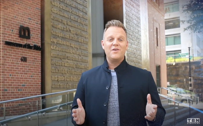 'The Truth I'm Standing On' with Matthew West 
