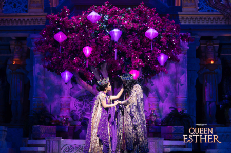 Queen Esther and King Xerxes played by actors, Jessica Brown and Justin Mazzella, 2020