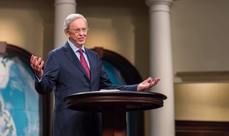 Is Dr. Charles Stanley Selling CBD Oil? In Touch Ministries Warns of 'SCAM