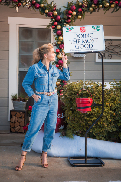 Candace Cameron Bure Red Kettle Campaign 2019