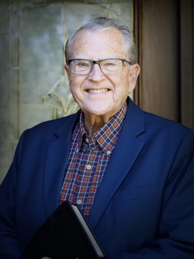 Prolific author and pastor Robert Tillman Kendall. 