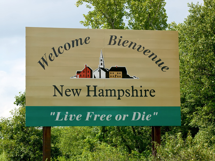 "Welcome Bienvenue New Hampshire," "Live Free or Die."