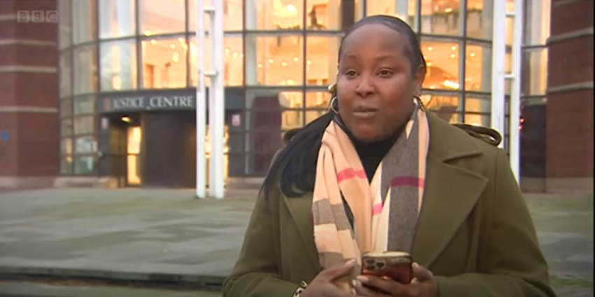 A Christian pastor who was fined over $21,000 by police for holding a church service for the homeless in a car park during lockdown has seen her case thrown out by a magistrate’s court. Video posted on Dec. 10, 2021.