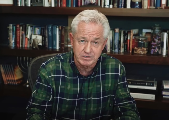 Ray Bentley, founder of the megachurch Maranatha Chapel of San Diego, California, speaking in a 2021 video about biblical prophecy. 