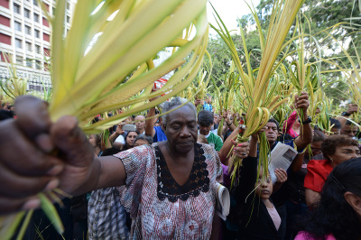 Believers celebrate Palm Sunday in Tegucigalpa on April 9, 2017. Christians celebrate Palm Sunday in the world, a week before Easter. 