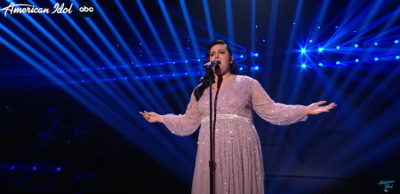 Nicolina Bozzo performs "Hallelujah" on "American Idol," on April 24, 2022.