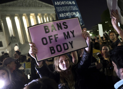 Pro-abortion and pro-life demonstrators gather outside of the U.S. Supreme Court on May 02, 2022, in Washington, D.C. In an initial draft majority opinion obtained by Politico, Supreme Court Justice Samuel Alito allegedly wrote that the cases Roe v. Wade and Planned Parenthood of Southeastern v. Casey should be overruled. 