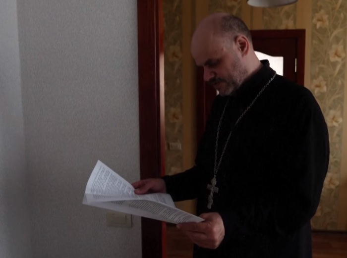 Russian Orthodox Priest Father Ioann Burdin appears in a video published by AFP on April 30, 2022.