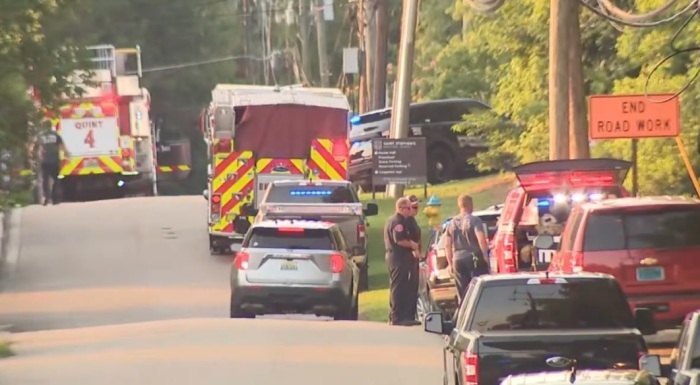 Police and firefighters respond to a shooting at St. Stephen's Episcopal Church in Vestavia Hills, Alabama, on June 16, 2022. 