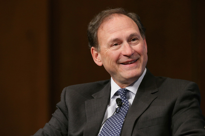 U.S. Supreme Court Associate Justice Samuel Alito speaks during the Georgetown University Law Center's third annual Dean's Lecture to the Graduating Class in the Hart Auditorium in McDonough Hall February 23, 2016, in Washington, D.C. 