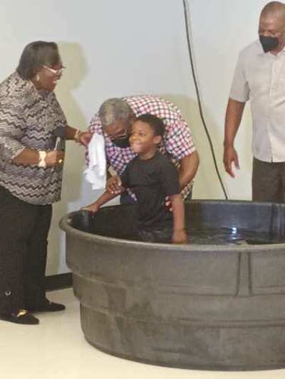 LaVonte’e Williams was baptized by Bishop Belita McMurry-Fite on Aug. 14, 2022. 