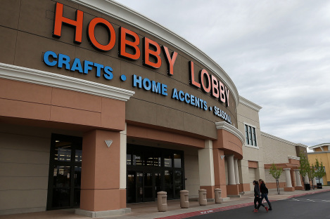 Hobby Lobby giving away 500,000 copies of 'The Case for Christmas'