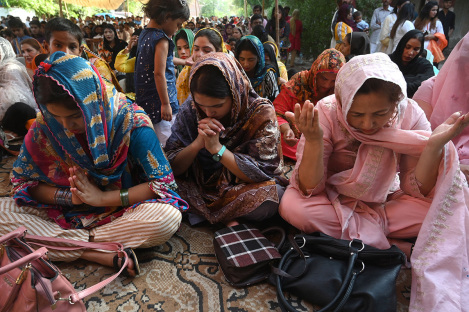 Christian leaders praise Pakistani court ruling on child marriage, minor consent