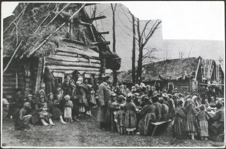 Peasants from the Volga during a famine, Russia, 1892. The Earth of these thickly populated Russian areas cannot yield enough in bad times to nourish the population; revolts and fire-raising are regularly the result. The State and Welfare organisations must do all they can to relieve the suffering. 