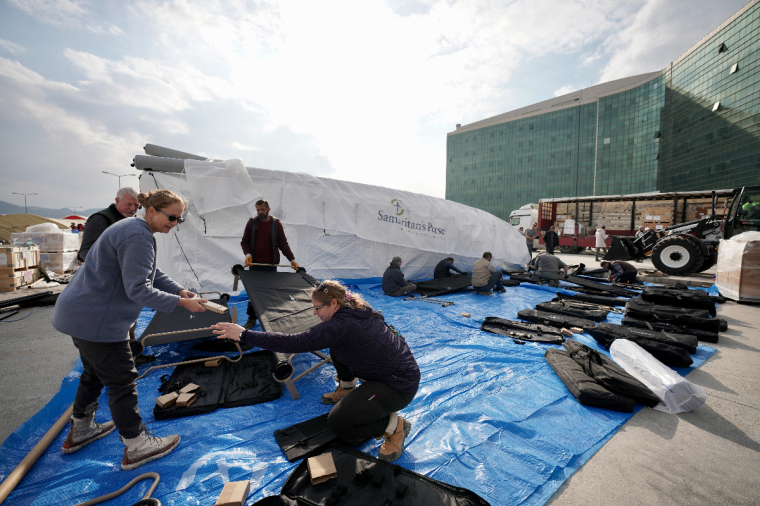 Samaritan's Purse opens field hospital in Turkey as earthquake death ...