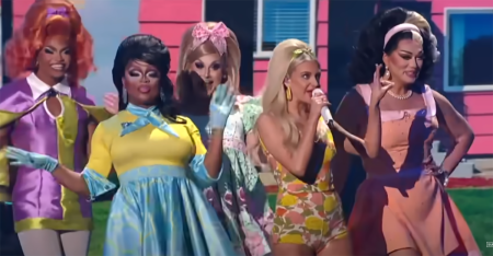 Kelsea Ballerini performs 