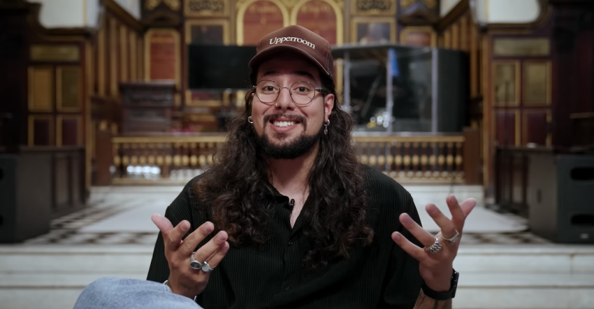 United Kingdom resident Pedro Netto shares his testimony of how God healed him of a cancerous tumor in an interview with Delafé Testimonies that was posted to YouTube on March 30,2023.