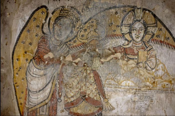 Christian artwork is featured in a series of hidden rooms discovered in Sudan by archaeologists of the Polish Center of Mediterranean Archaeology at the University of Warsaw.