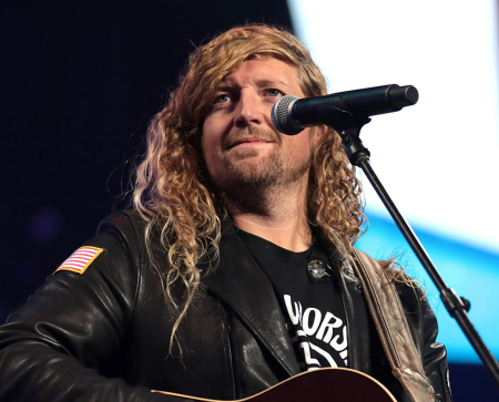 Music — SEAN FEUCHT