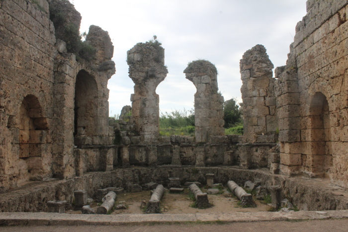 A section of the elaborate Roman bath system in the ancient city of Perge in Antalya, Turkey.