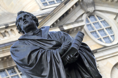 Patung Martin Luther di Dresden, Jerman. 